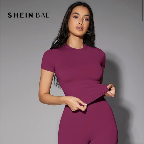 SHEIN BAE Women's Short Sleeve Magenta Tee - Picture 1 of 7